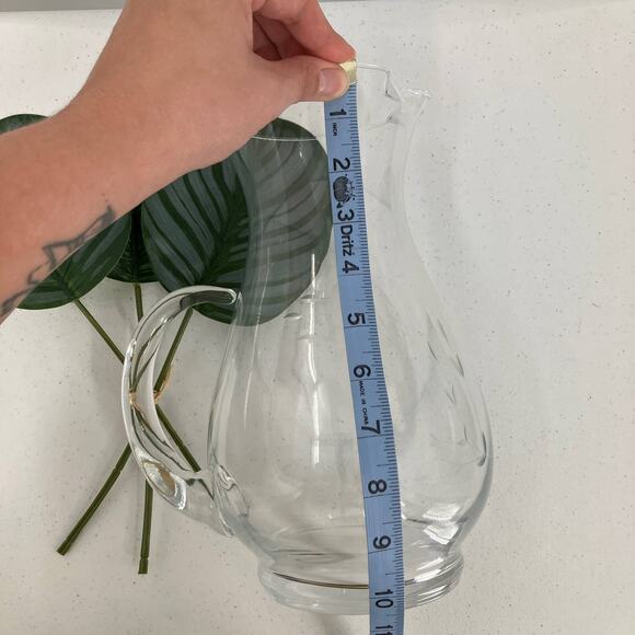 Vintage Princess House Heritage Floral 10 in. Ice Lip Etched Cut Crystal Pitcher - Picture 8 of 10